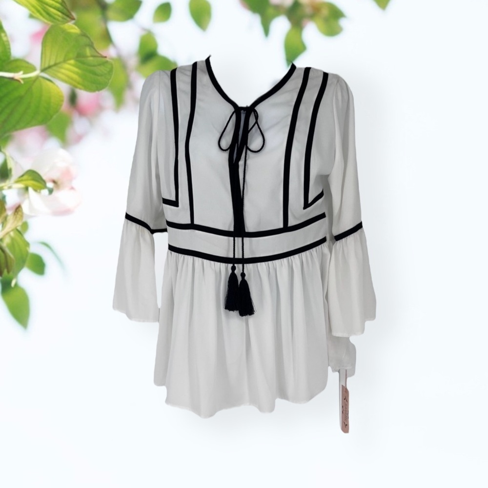 Wht & Blk Blouse